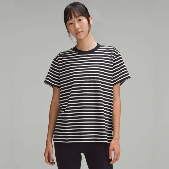 Lululemon all yours striped oversized tee 8 - Picture 1 of 4